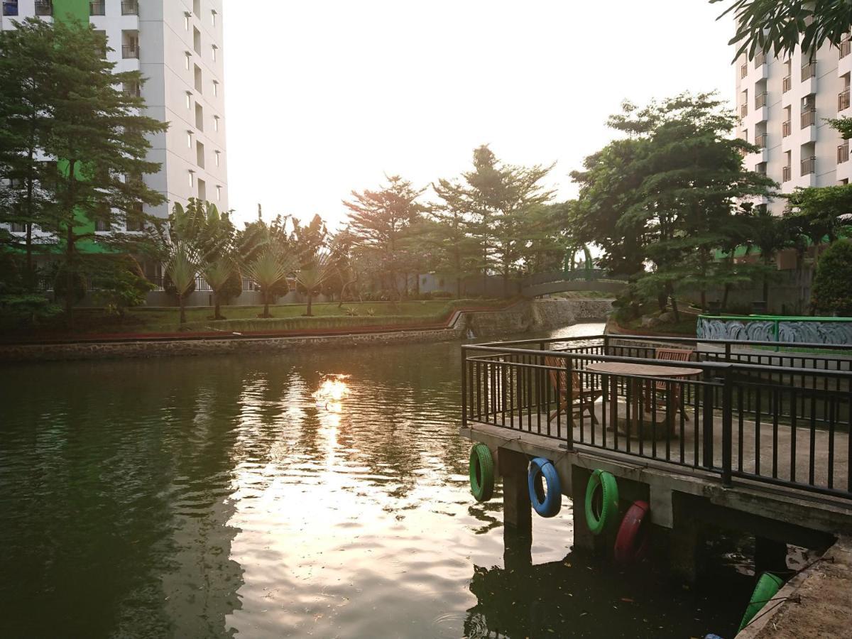Green Lake View Just Sleep & Cozy 호텔 Pondokcabe Hilir 외부 사진